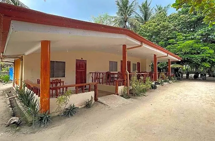 Placid And Restaurant 2*